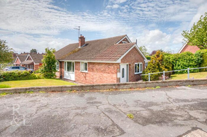 3 Bedroom Semi-Detached House For Sale In Laburnum Avenue, Keyworth, Nottingham, NG12