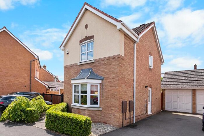 3 Bedroom Detached House For Sale In Forge Avenue, Breme Park, Bromsgrove, B60