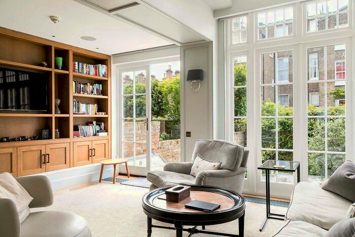 4 Bedroom Terraced House To Rent In Glebe Place, Chelsea, SW3