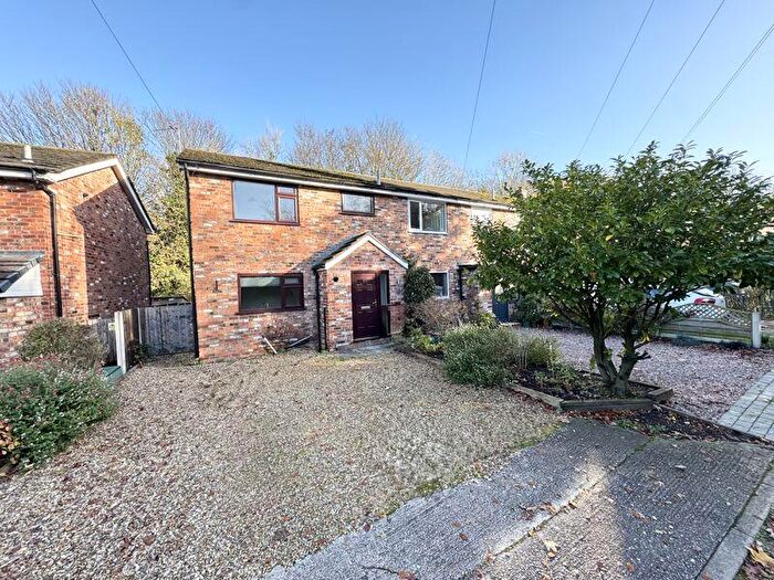 3 Bedroom Terraced House For Sale In Crofters Court, Holmes Chapel, CW4