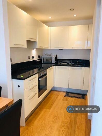 1 Bedroom Flat To Rent In Railway Terrace, Slough, SL2