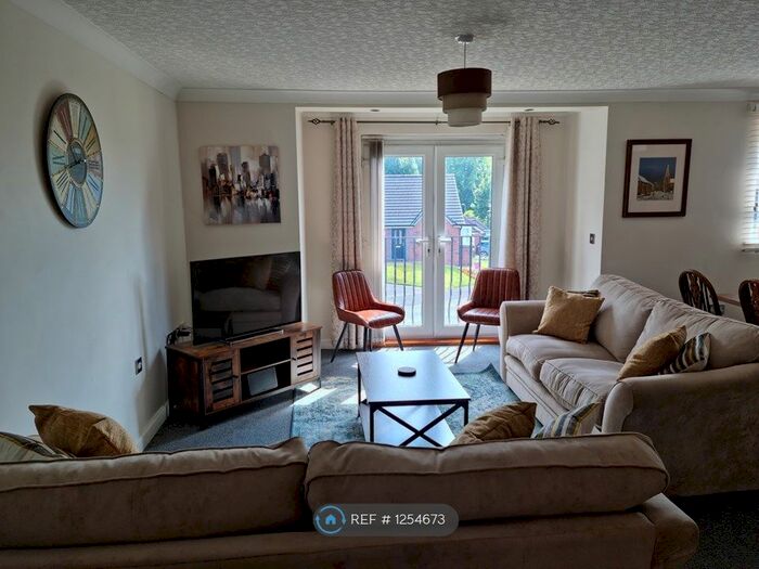 2 Bedroom Flat To Rent In Pennine View Close, Carlisle CA1