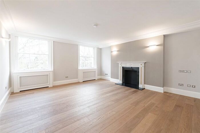 3 Bedroom Flat To Rent In Bryanston Square, Marylebone, W1H