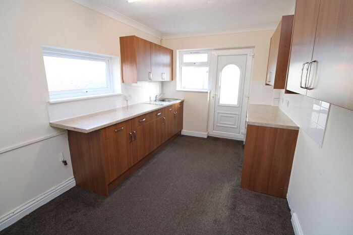 2 Bedroom Bungalow For Sale In Oakville Avenue, Rhyl, Denbighshire, LL18