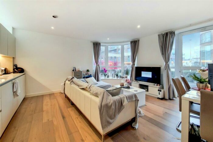 2 Bedroom Apartment To Rent In Ottley Drive, Canary Wharf, SE3