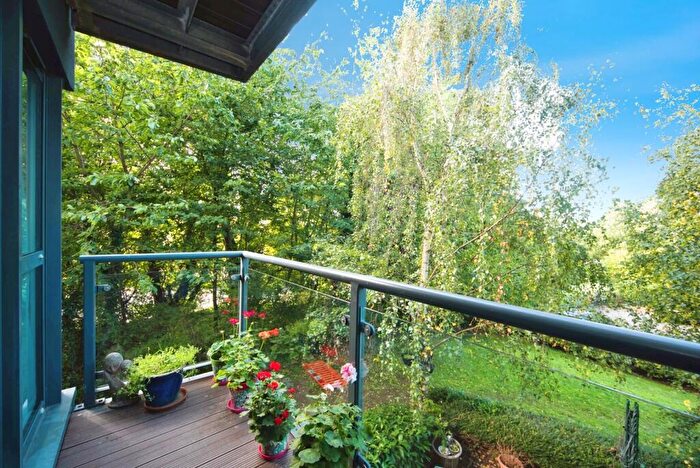 1 Bedroom Flat For Sale In Sandling Lane, Maidstone, Kent, ME14