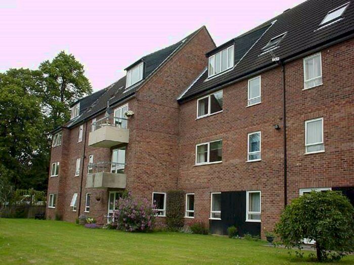 2 Bedroom Flat To Rent In Off Oak Street, NR3