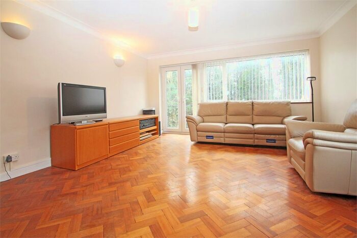 2 Bedroom Flat To Rent In The Alders, Alder Road, Denham, Uxbridge, UB9