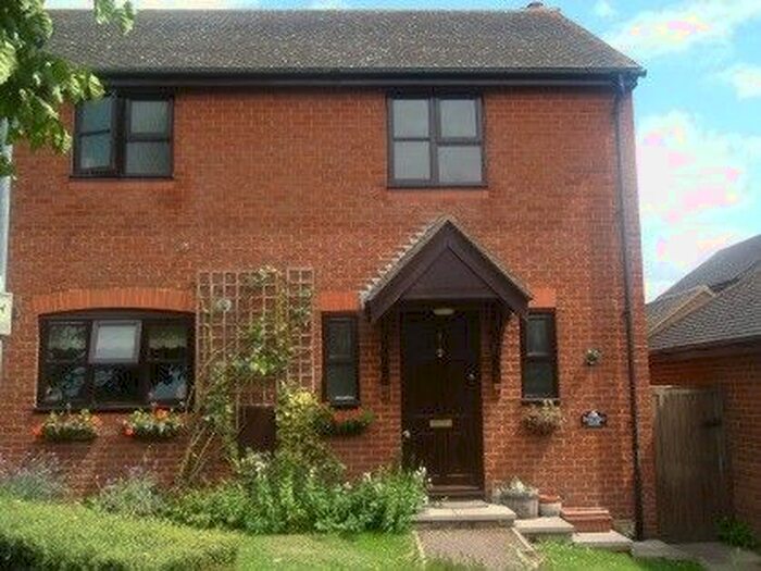 3 Bedroom End Of Terrace House To Rent In Potters Close, Danbury CM3