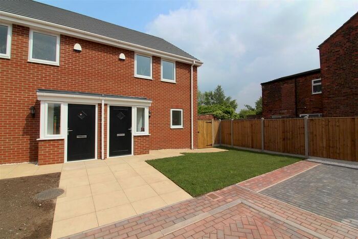 3 Bedroom End Of Terrace House To Rent In Sharp Street, Hull, HU5