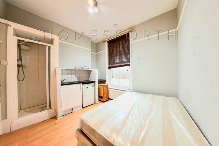 Studio To Rent In Lyncroft House, Lyncroft Gardens, West Hampstead, NW6