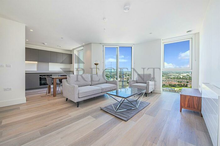 2 Bedroom Apartment To Rent In Hale Works, Daneland Walk, N17