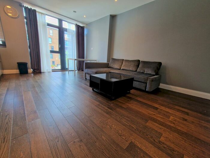 Studio To Rent In Brindley Place, Uxbridge, UB8