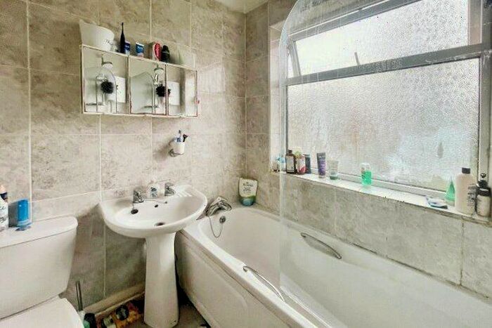 3 Bedroom Property To Rent In Colchester Road, Ipswich, IP4