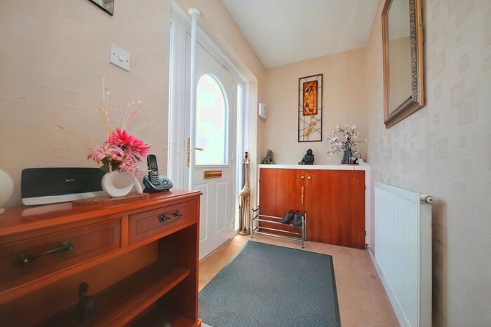 2 Bedroom Detached Bungalow For Sale In Elnup Avenue, Shevington, Wigan, Lancashire, WN6