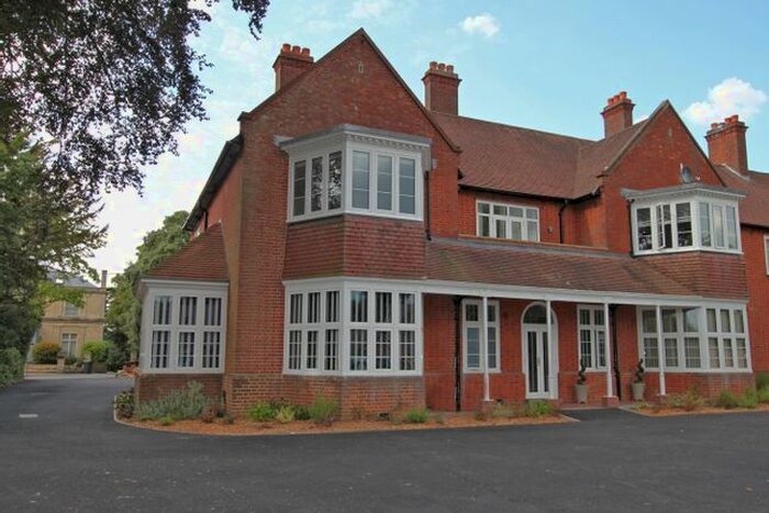 2 Bedroom Property To Rent In Red Gables, Hilperton Road, Trowbridge, BA14