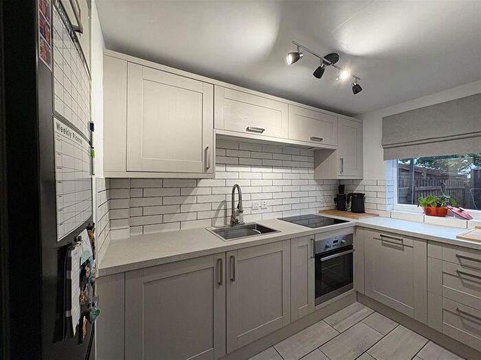 2 Bedroom Property For Sale In Axminster Close, Bransholme, HU7