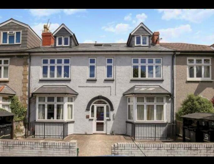 2 Bedroom Flat To Rent In Linden Road, Redland, Bristol, BS6