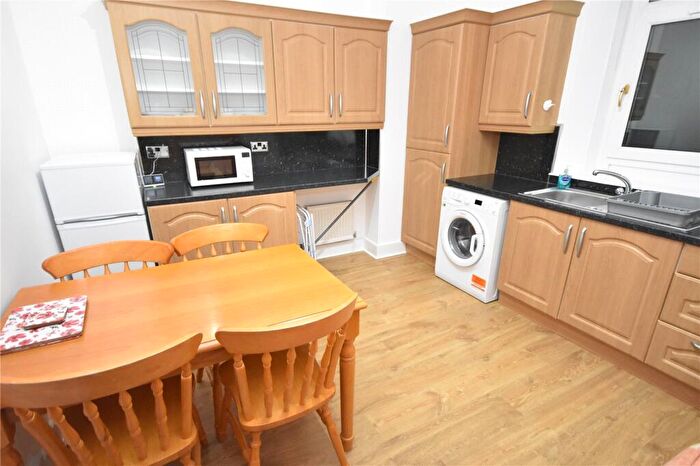 1 Bedroom Flat To Rent In St Clair Street, City Centre, Aberdeen, Aberdeen, AB24
