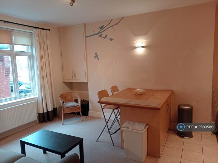 2 Bedroom Flat To Rent In Oxford St, Nottingham, NG1