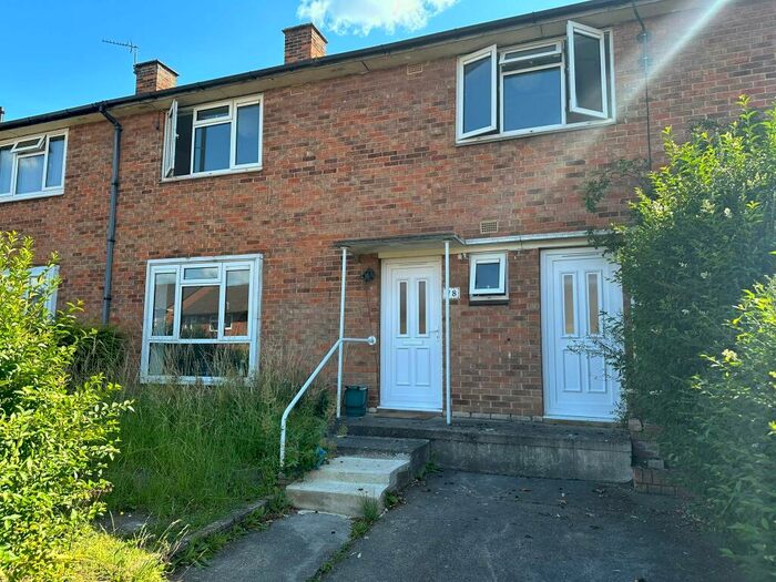 5 Bedroom Semi-Detached House To Rent In Derwent Avenue, Headington, Oxford, OX3