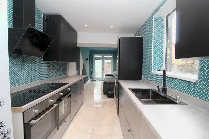 5 Bedroom Property To Rent In Daniel Street, Cathays, Cardiff, CF24