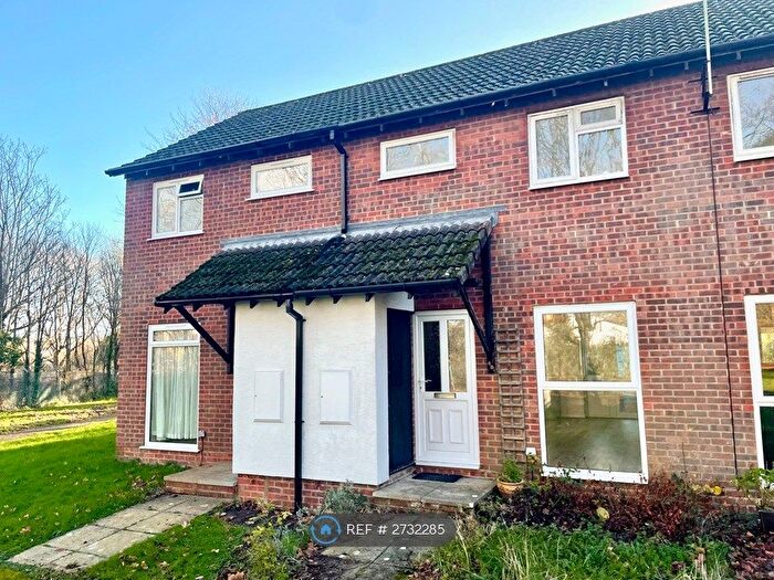 2 Bedroom Terraced House To Rent In Harvester Way, Lymington, SO41