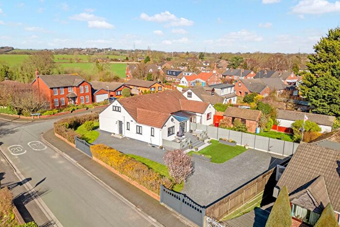 4 Bedroom Semi Detached Bungalow For Sale In Wheatfield Road, Cronton, Widnes, WA8