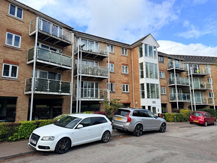2 Bedroom Flat To Rent In Foxglove Way, Luton, LU3