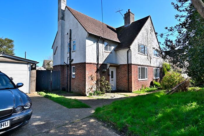 3 Bedroom Semi-detached House For Sale In Brookside, Piddinghoe, BN9