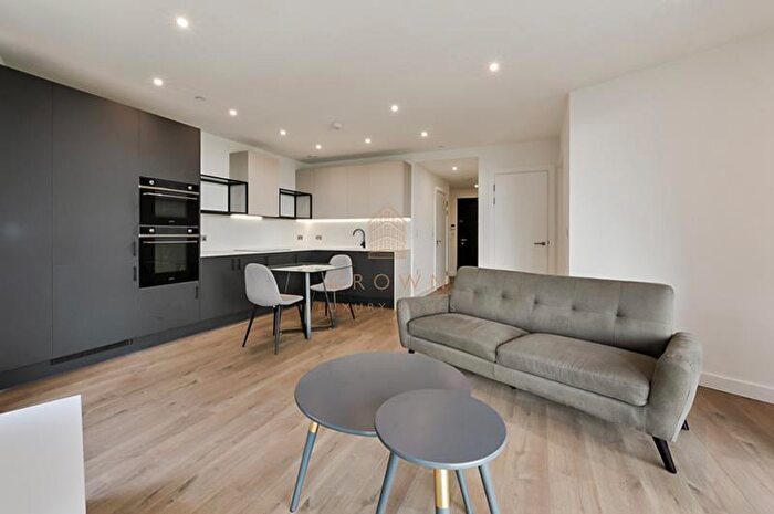 1 Bedroom Apartment To Rent In The Parkhouse, Woodberry Down, N4