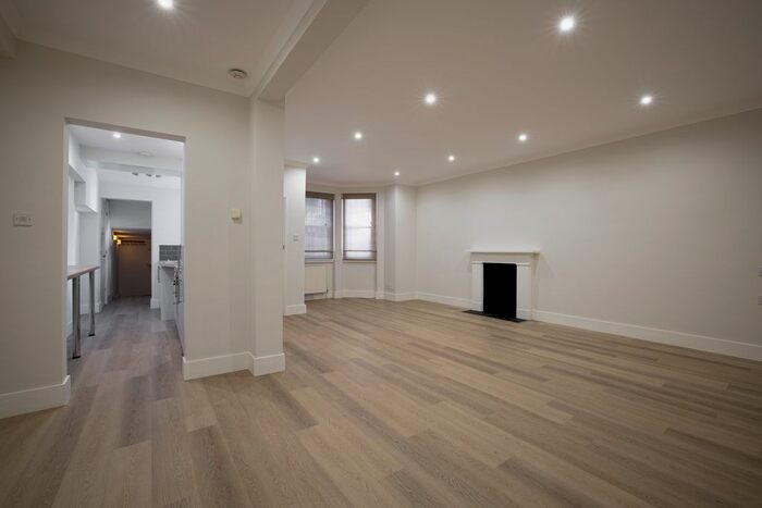 2 Bedroom Flat To Rent In Roland Gardens, London, SW7