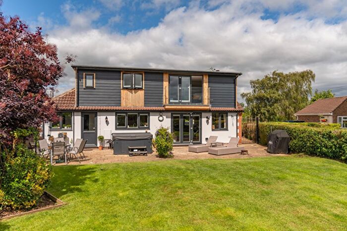 5 Bedroom Detached House For Sale In Elmstone Hardwicke, Cheltenham, GL51