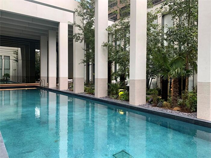 Apartment To Rent In Bagshaw Building, Wards Place, Canary Wharf, E14