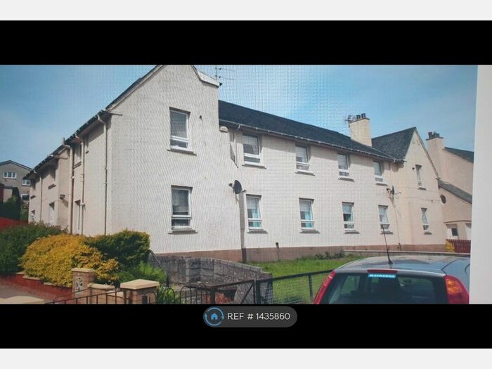 4 Bedroom Flat To Rent In Hillend Crescent, Clydebank, G81