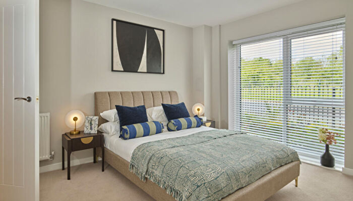1 Bedroom Apartment For Sale In Tiltman Avenue, DA9