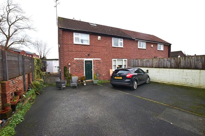 3 Bedroom Semi-Detached House For Sale In Cockshott Drive, Leeds, West Yorkshire, LS12