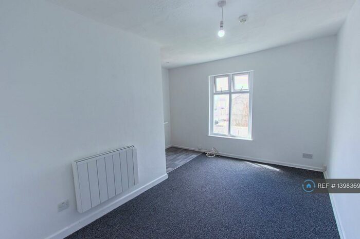1 Bedroom Flat To Rent In Chepstow Road, Newport, NP19