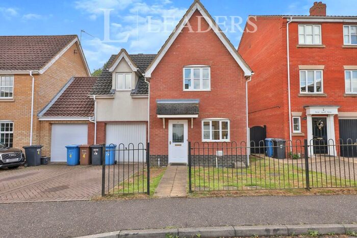 3 Bedroom Link Detached House To Rent In Stirling Road, Norwich, NR6