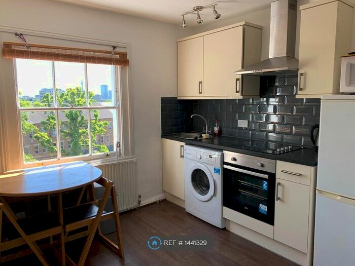 2 Bedroom Flat To Rent In Agar Grove, London, NW1