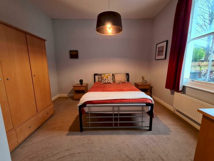 1 Bedroom Flat To Rent In Flat, - Norwich Street, Cambridge, CB2