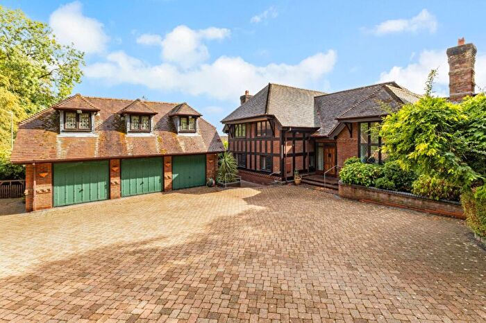 4 Bedroom Detached House For Sale In Lovedon Lane, Kings Worthy, Winchester, Hampshire, SO23