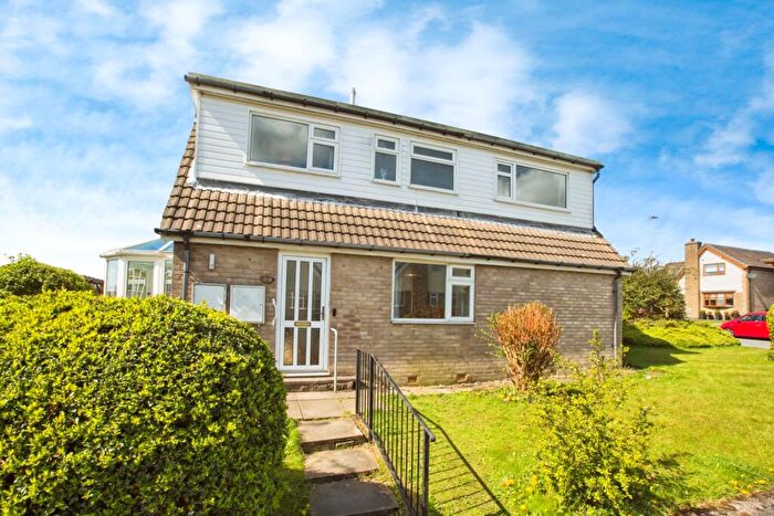 3 Bedroom Detached House For Sale In Brearcliffe Drive, Bradford, West Yorkshire, BD6
