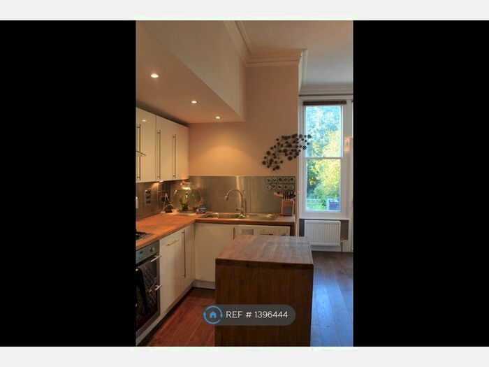 2 Bedroom Flat To Rent In Leith House, Guildford, GU1