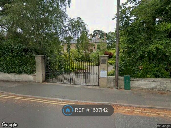 2 Bedroom Flat To Rent In Wimborne Road, Bournemouth, BH2