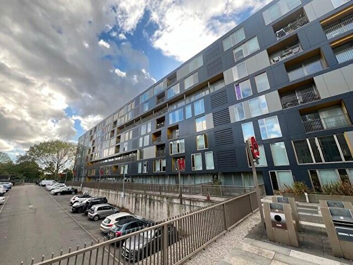 Studio To Rent In Saxton, Leeds City Centre, LS9