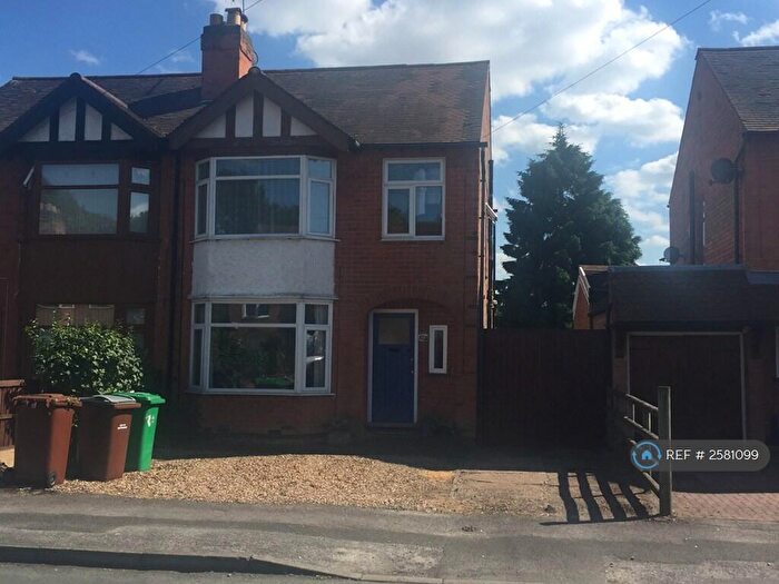 3 Bedroom Semi-Detached House To Rent In Charlbury Road, Nottingham, NG8