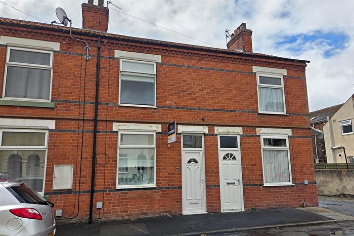 2 Bedroom Terraced House For Sale In Kingston Street, Goole, DN14