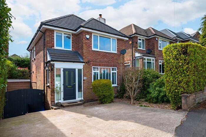 3 Bedroom Detached House For Sale In Winchester Avenue, Fulwood, Sheffield, S10