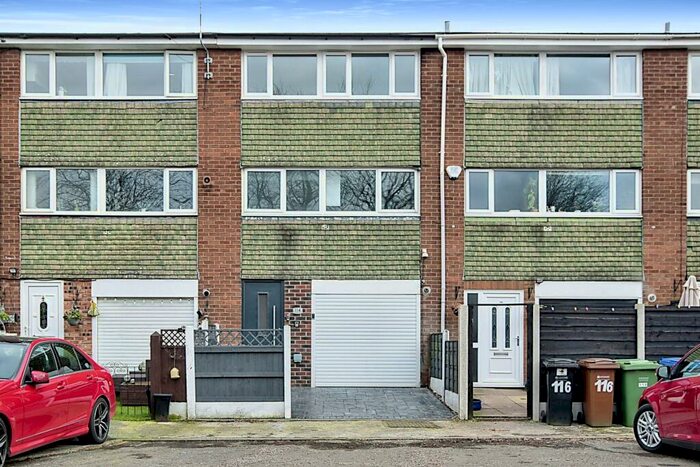 3 Bedroom Terraced House To Rent In Lowndes Lane, Offerton, Stockport, Cheshire, SK2